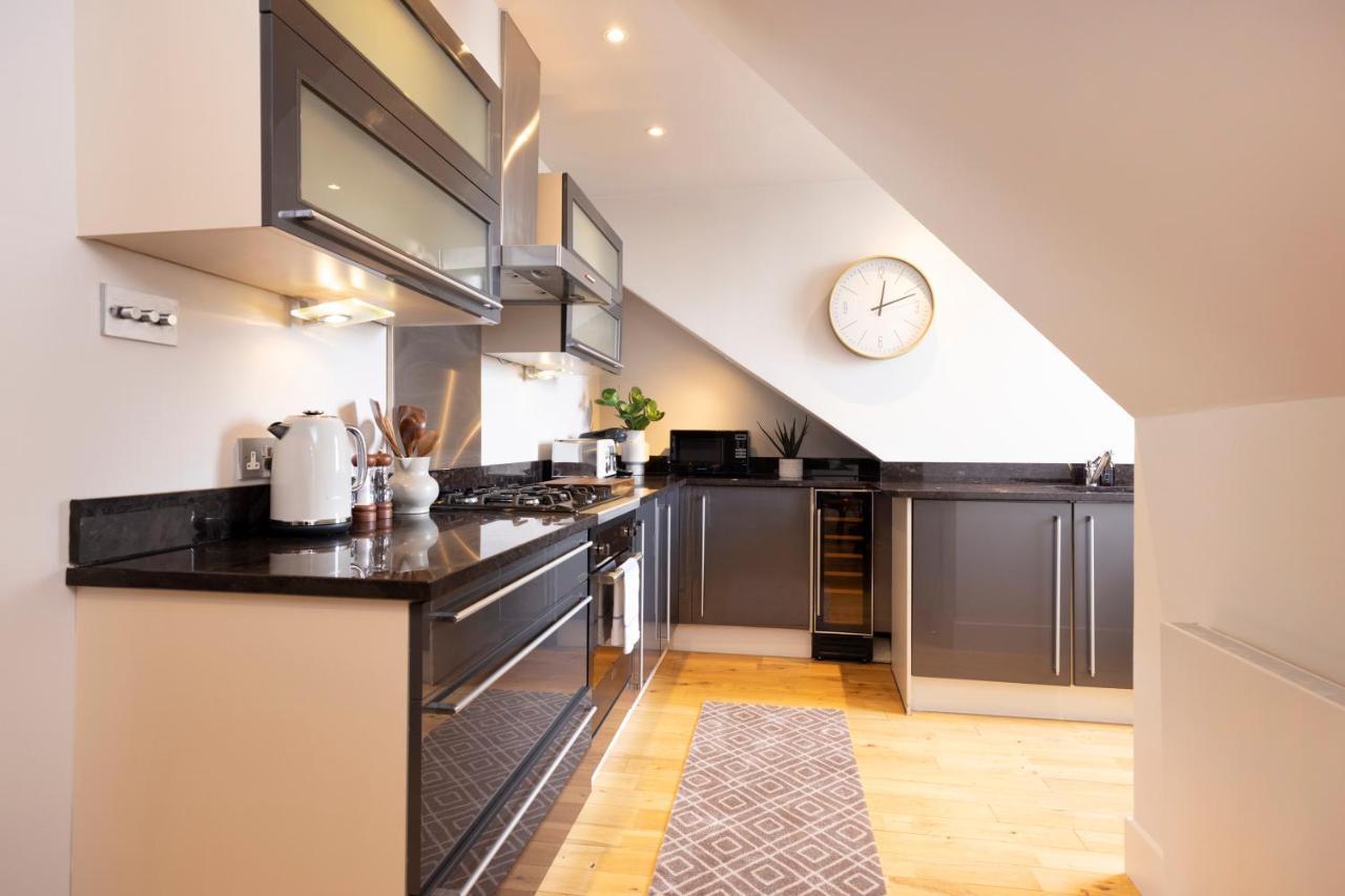 شقة Joivy Luxury Flat Near Edinburgh Castle المظهر الخارجي الصورة